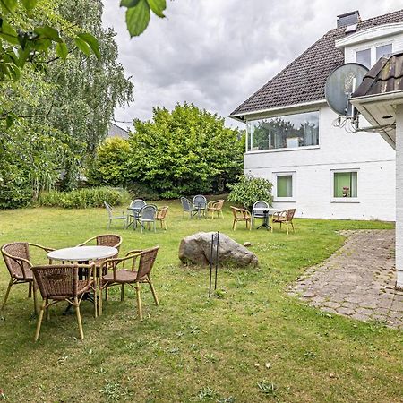 Eindecker - Studioapartment Im Erdgeschoss Mit Gartenmitbenutzung Flensburg Bagian luar foto