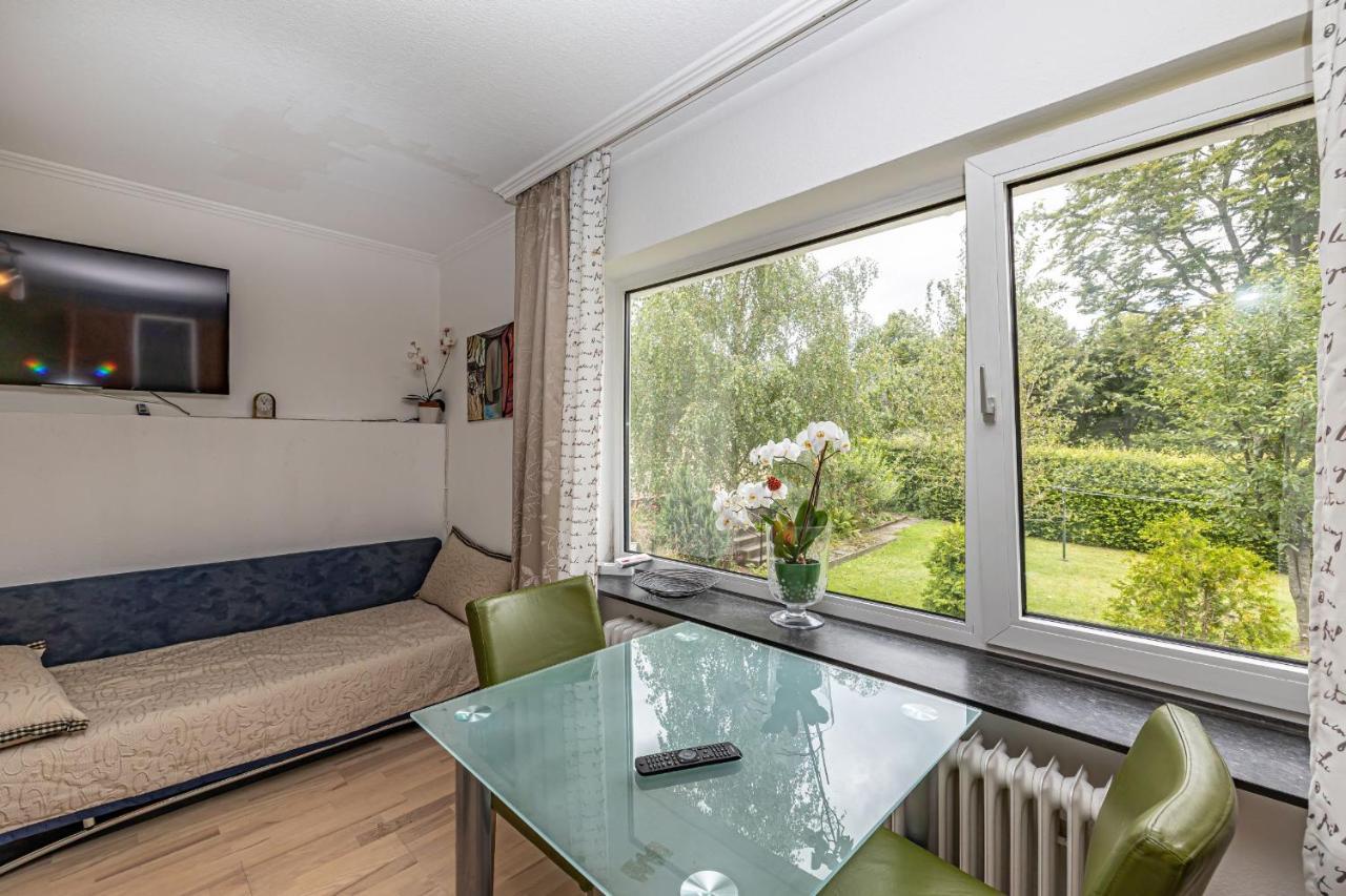 Eindecker - Studioapartment Im Erdgeschoss Mit Gartenmitbenutzung Flensburg Bagian luar foto