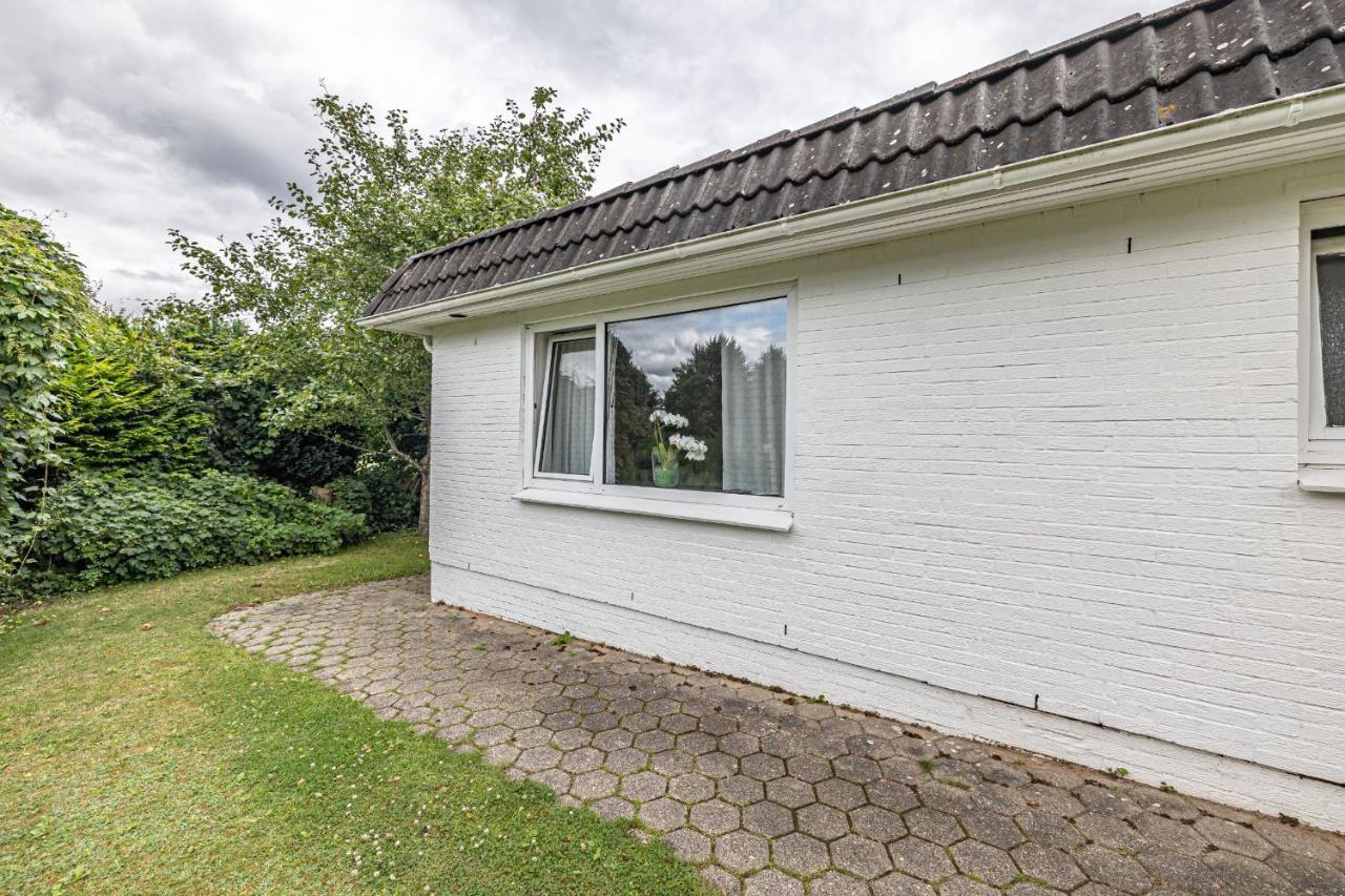 Eindecker - Studioapartment Im Erdgeschoss Mit Gartenmitbenutzung Flensburg Bagian luar foto
