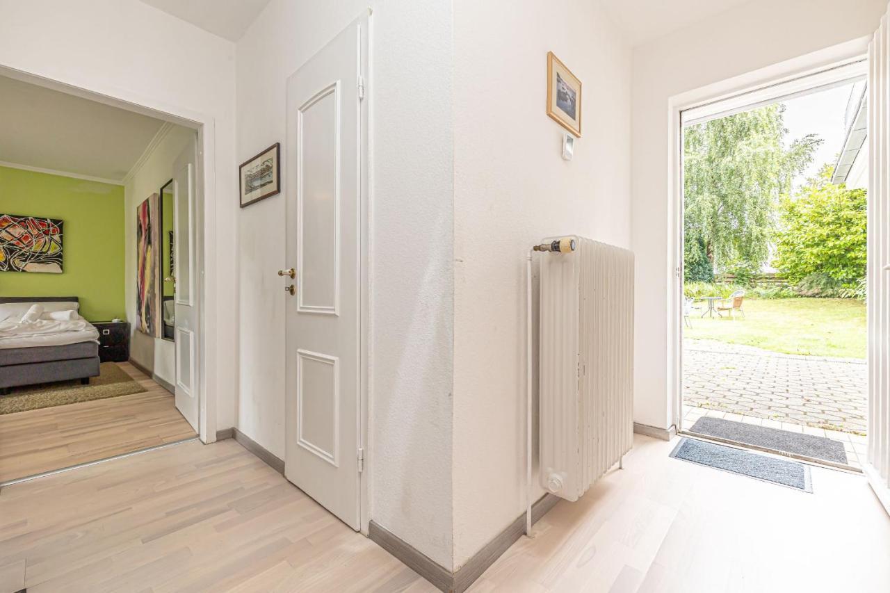 Eindecker - Studioapartment Im Erdgeschoss Mit Gartenmitbenutzung Flensburg Bagian luar foto